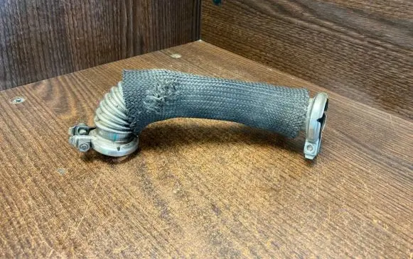 EGR valve line/pipe/hose