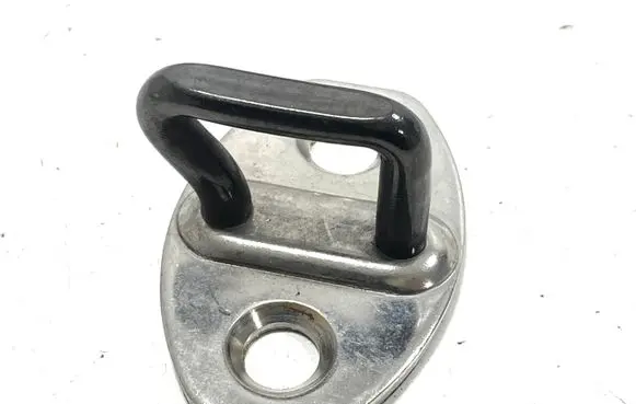 Volkswagen Golf VI Front door lock loop/hook striker 1K0837033