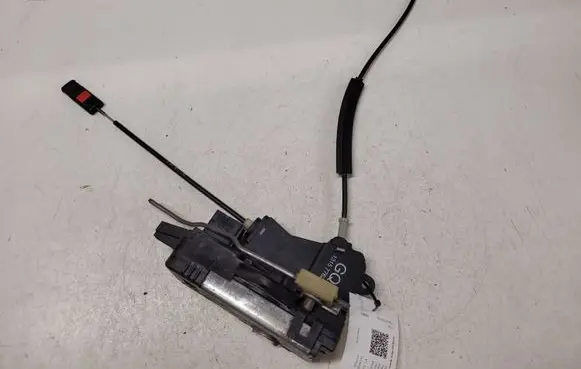 Opel Signum Front door lock 13157762
