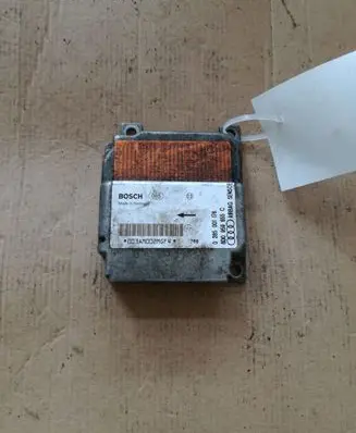 Audi A4 S4 B5 8D Airbag control unit/module 0285001176