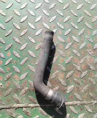 BMW X5 E53 Engine coolant pipe/hose 8381224