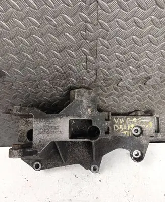 Volkswagen PASSAT B5.5 Generator/alternator bracket 038903143AE
