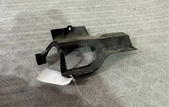 Mitsubishi Outlander Intercooler air guide/duct channel 7812A389