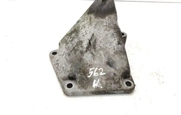Audi A6 S6 C5 4B Engine mounting bracket 4B0199307C