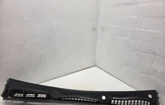 Citroen C3 Picasso Wiper trim 9681736377