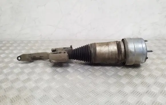 Mercedes-Benz GLC X253 C253 Front shock absorber/damper A2533203500