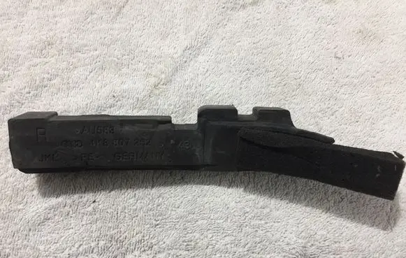 Front bumper foam support bar