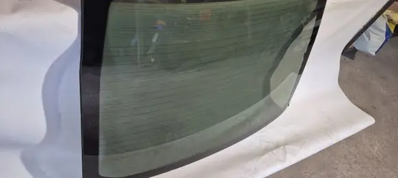 Toyota Mirai Rear windscreen/windshield window 6480162020