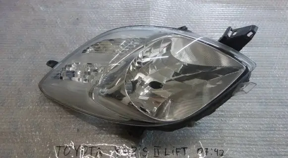 Toyota Yaris Headlight/headlamp 811100D130 89900738 PL11750200