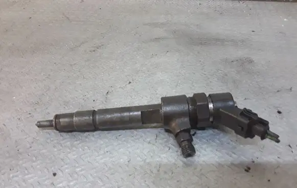 Alfa Romeo 156 Fuel injector 0445110002