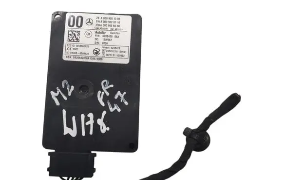 Mercedes-Benz A W176 Door control unit/module A0009051302