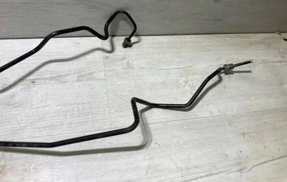 Brake vacuum hose/pipe