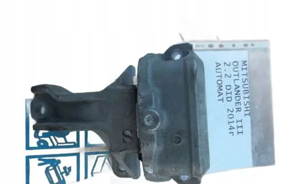 Mitsubishi Outlander Engine mounting bracket