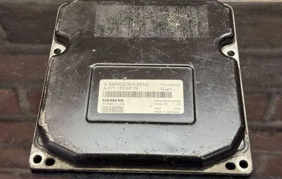 Mercedes-Benz SLK R170 Engine control unit/module A2711539779 5WK90511