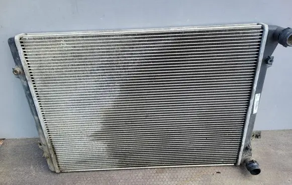 Ford Galaxy Coolant radiator 7M3121253F