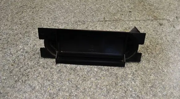 BMW 3 E30 Trunk/boot lower side trim panel 1922742
