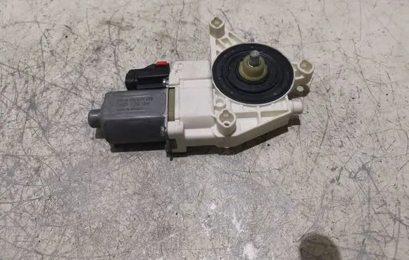 Dodge Journey Rear door window regulator motor 0130822475