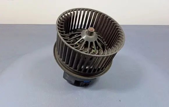 Ford Mondeo MK IV Heater fan/blower 7G9T18456CA