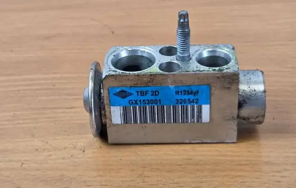 Volvo XC60 Air conditioning (A/C) expansion valve 326542 GX153001 R1234V7