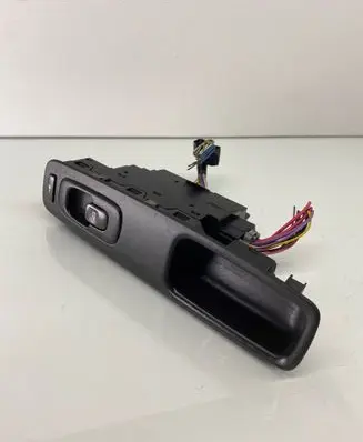 Volvo S80 Electric window control switch 8682837