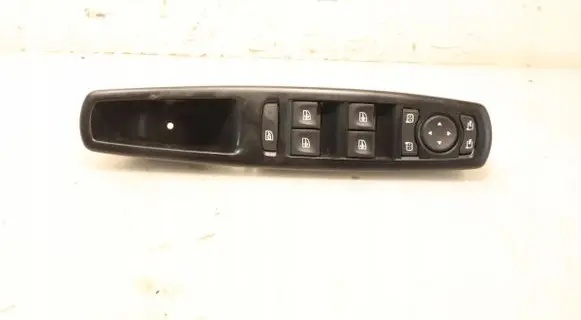 Renault Megane III Electric window control switch 809610017R