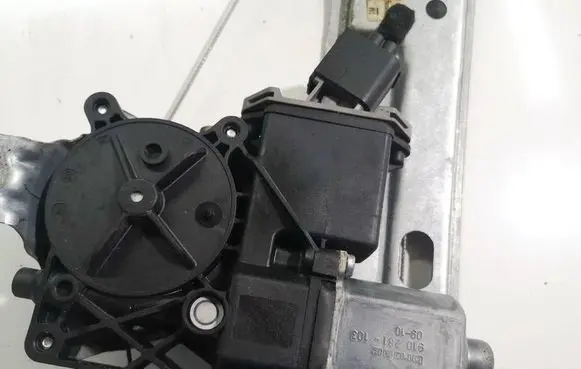 Opel Insignia A Rear door window regulator motor 910281103