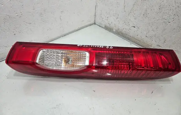 Opel Vivaro Rear/tail lights 89316029