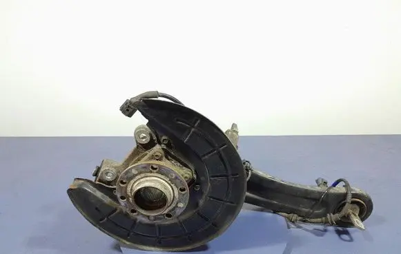 Jeep Grand Cherokee Front wheel hub spindle knuckle 