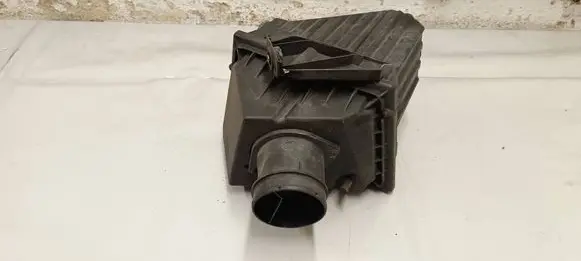 Land Rover Discovery Sport Air filter box GJ329600AD