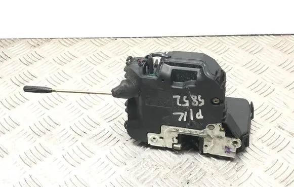 Mercedes-Benz CLK A209 C209 Front door lock 004137112674 0011321709