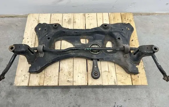 Volkswagen Golf VII Front subframe MMAUTKO23725