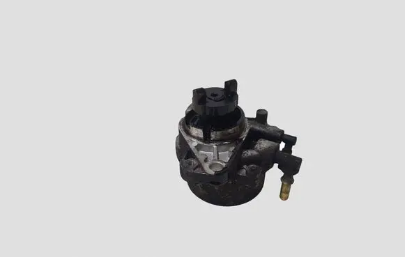 Opel Corsa D Vacuum pump