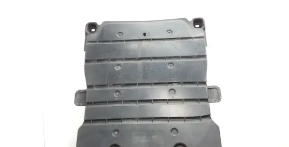 Seat Leon (5F) Center/middle under tray cover 5Q0825230H 5Q0825229C
