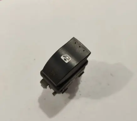 Renault Espace - Grand espace IV Electric window control switch 220510A