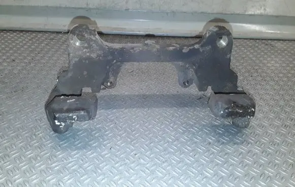 Volkswagen PASSAT B6 Front Brake Caliper Pad/Carrier