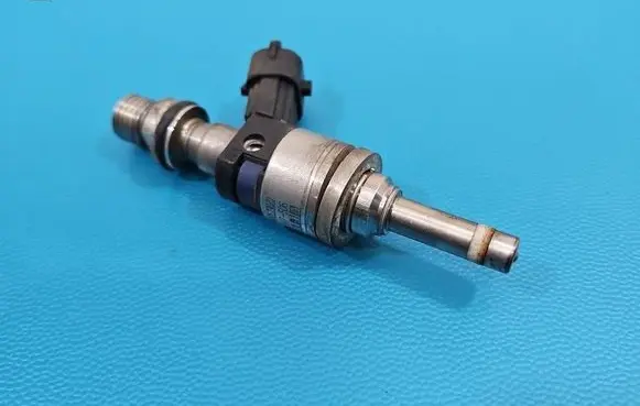 Porsche Cayenne (9PA) Fuel injector 94860523002 IMPRK1602158