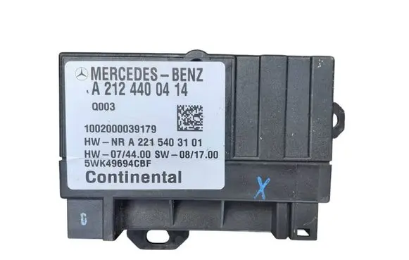 Mercedes-Benz E C207 W207 Fuel injection pump control unit/module A2124400414 5WK49694CBF 1002000039179