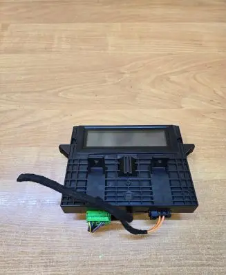 Volvo XC60 Screen/display/small screen 30772584 M8354100118 SN6205944