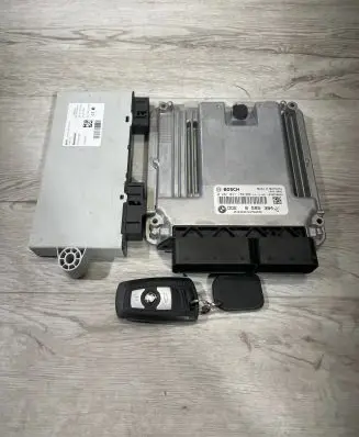 BMW X5 F15 Engine ECU kit and lock set 8585384 9241973 030042909