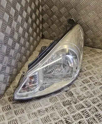 Hyundai i10 Headlight/headlamp 921010X0