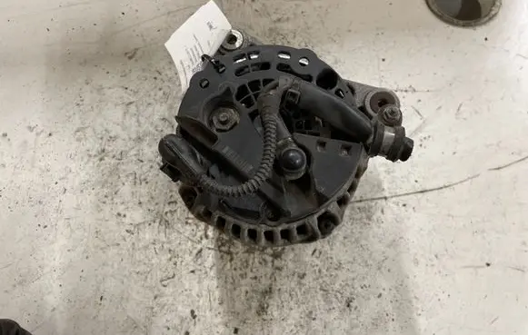 Skoda Octavia Mk2 (1Z) Generator/alternator 03C903023A 0124525093