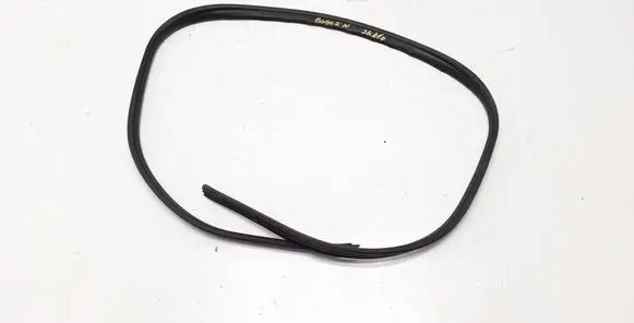 Ford Kuga I Rubber seal tailgate window/glass 