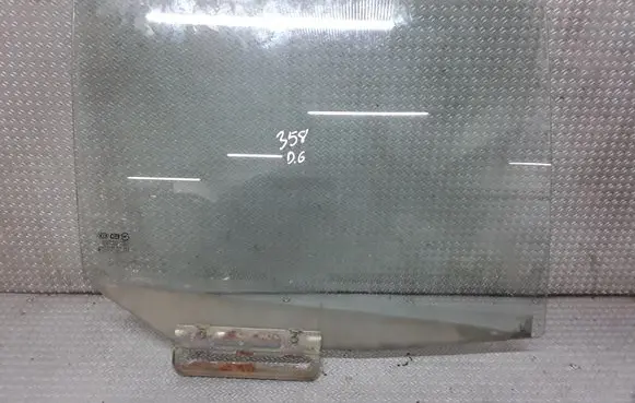 KIA Rio Rear door window glass