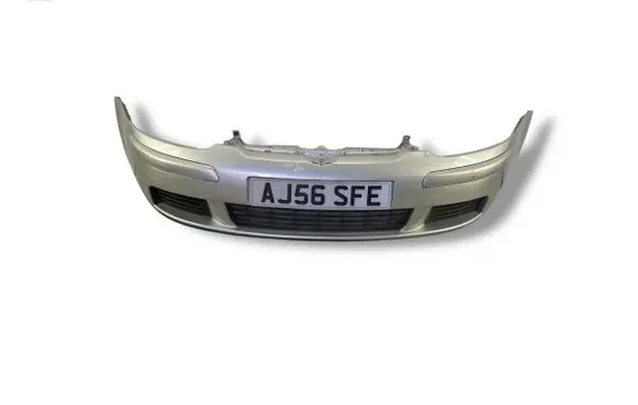 Volkswagen Golf V Front bumper Zsb1K0807217