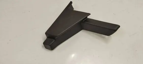 Audi A3 S3 8V Parcel shelf load cover mount bracket 8v0863424a