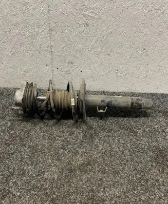 BMW 3 G20 G21 Front shock absorber with coil spring 6887355