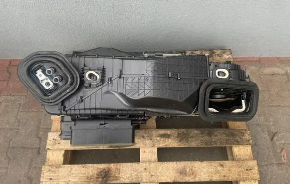 Mercedes-Benz GLC X253 C253 Interior heater climate box assembly 2058308605