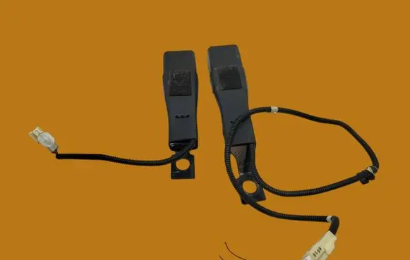 Suzuki Baleno IV Front seatbelt buckle 