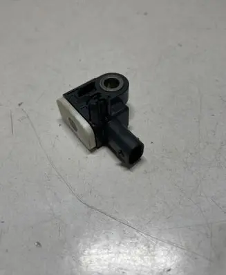 Skoda Fabia Mk2 (5J) Airbag deployment crash/impact sensor 2H0959351 130605202
