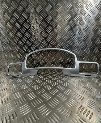 Volkswagen Touareg II Panel trim 7P2857190B